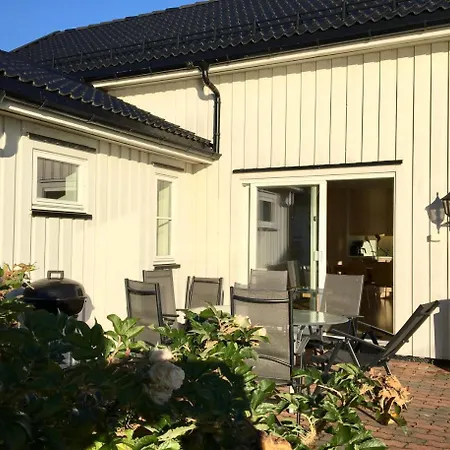 Hindrum Fjordsenter Feriehus Vannvikan